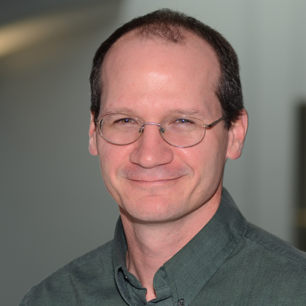 Headshot of Dan Duffy